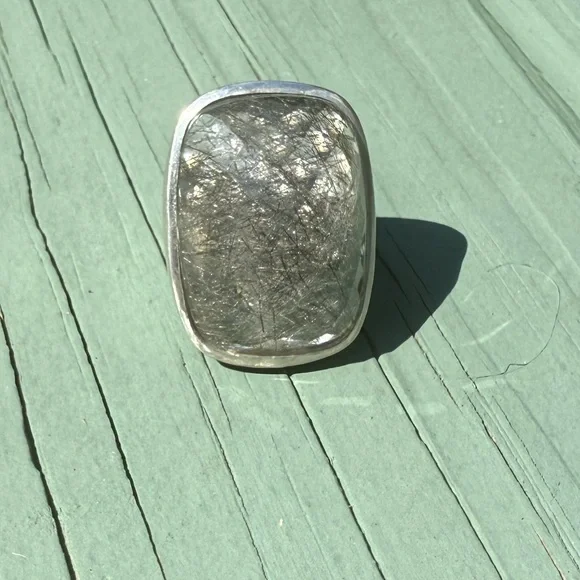 Silver and Black Quartz Gemstone Ring - Picture 2 of 16